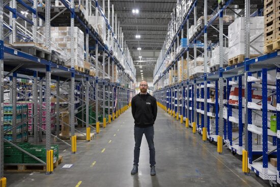 Mike Jones i ODA-varehus