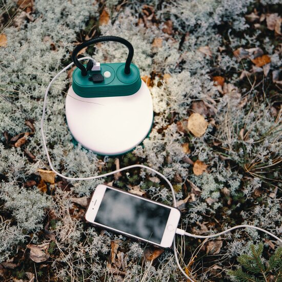 SunBell norwegian nature charging phone_credit_BRIGHTPRODUCTS_COM