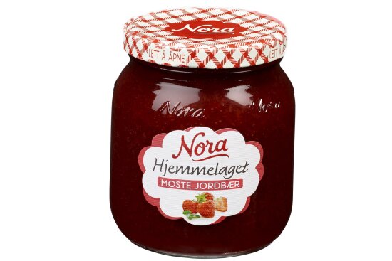 Glass med jordbærsyltetøy fra Nora. Teksten