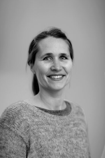 Portrett av Kiki Plesner-Löfroth.