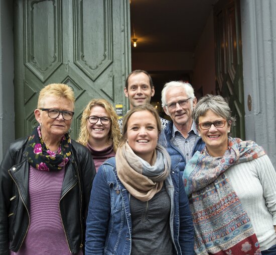 Anne-Line Ringhus, styrer Svene barnehage
Kjersti Morseth Hallerud, rådgiver Buskerud fylkeskommune
Trond Weseth, driftssjef kommunen (bak)
Kristine Løkamoen, MOT-informatør kommunen (foran)
Gunleik Bondal, Numedal Bygg AS
Frøydis Lislevatn, prosjektleder, folkehelsekoordinator kommunen