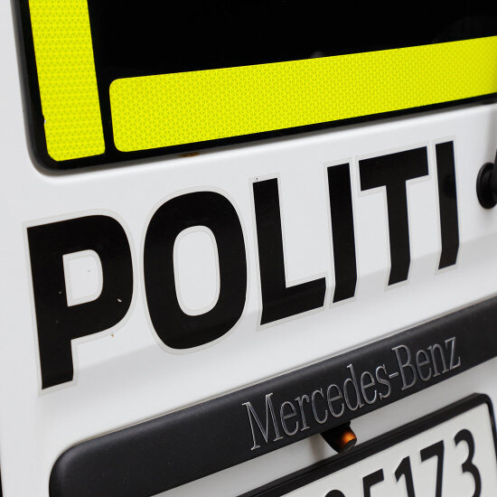 Illustrasjonsfoto av bakdelen på en politibil.