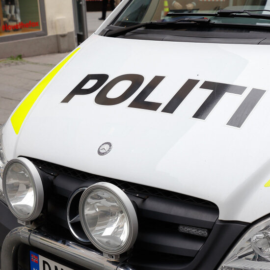 Illustrasjonsfoto av fronten på en politibil.