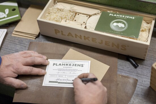Plankejens og StudioGeist får DOGA-merket for design og arkitektur for PlankeJens – et både nostalgisk og moderne leketøy i tre.